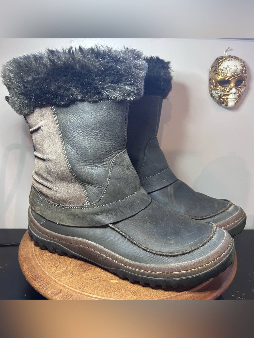 Merrell Boots Falcon Leather 200g PrimaLoft Winter Boots Size 9